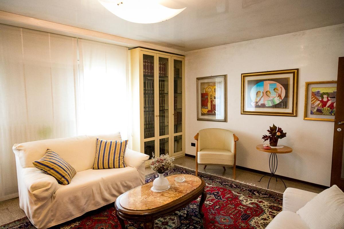 B&B Ca Dea Calle Vallà Eksteriør bilde